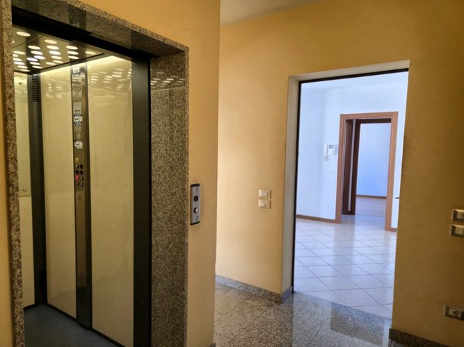 Semi-centrale - 40/25 Cantù