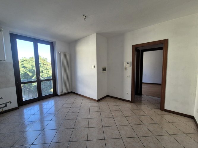 Semi-centrale - 40/25 Cantù