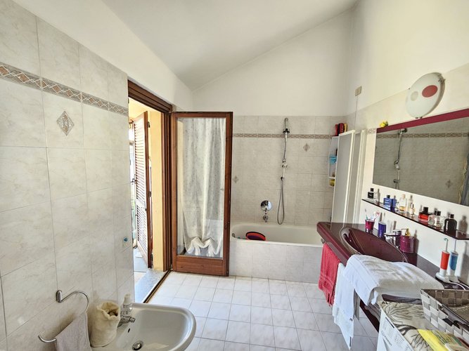 Centrale - 37/25 Carugo