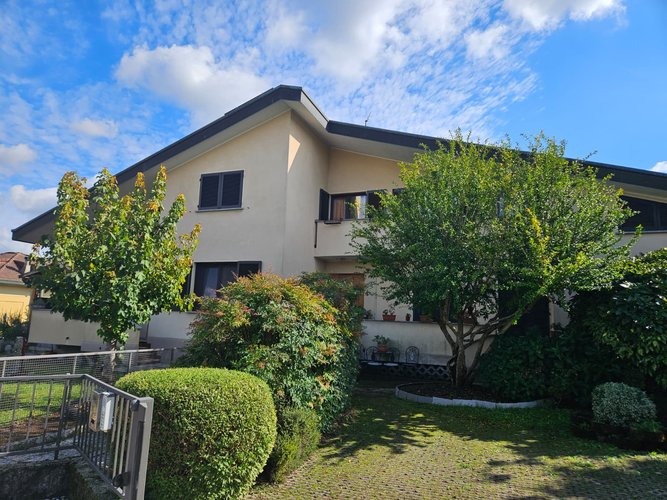 Semi-centrale - 20/25 Cucciago