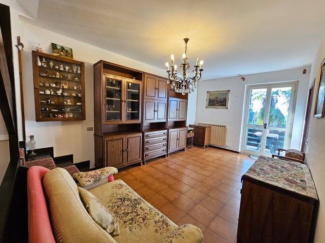 Semi-centrale - 39/25 Casnate con Bernate