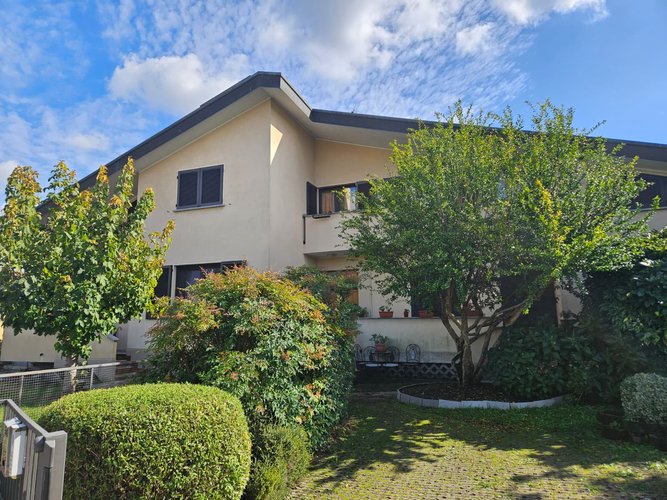 Semi-centrale - 20/25 Cucciago