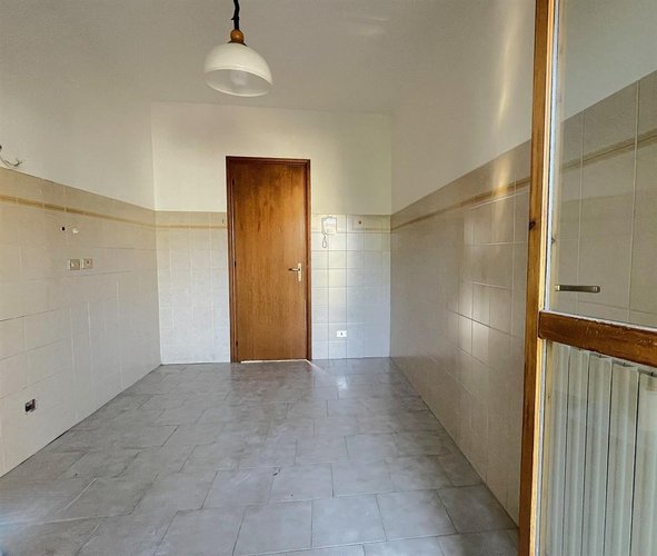 LUMINOSO TRILOCALE CON BOX E CANTINA NEL CUORE DI LONGUELO Bergamo