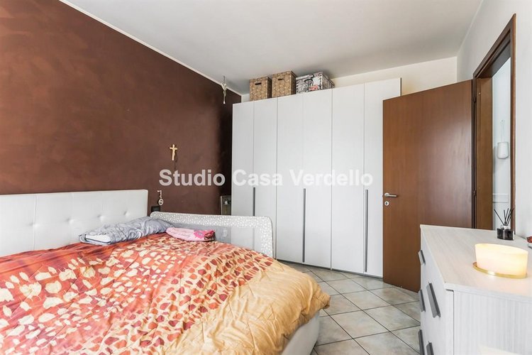 Trilocale con giardino, box e cantina – Ottimo affare in residence recente! Ciserano