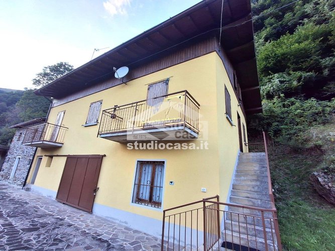 VISTA SPETTACOLARE E SOLE TUTTO IL GIORNO!