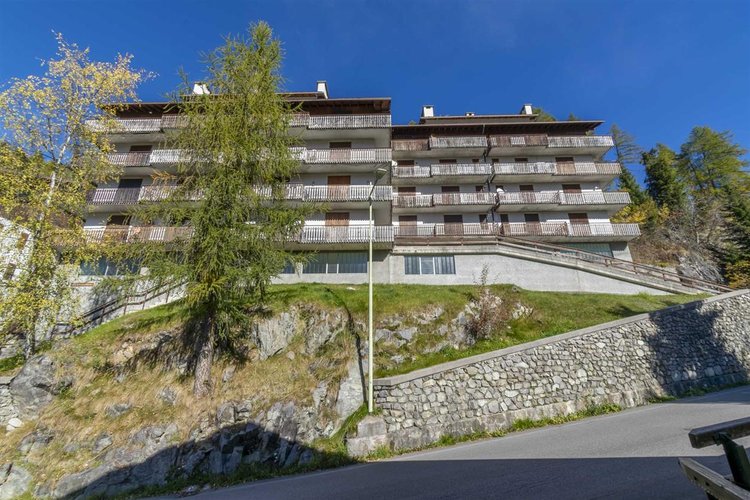 Foppolo, grazioso monolocale con cortile e box auto Foppolo