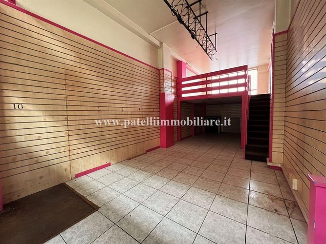 Bergamo - Locale commerciale