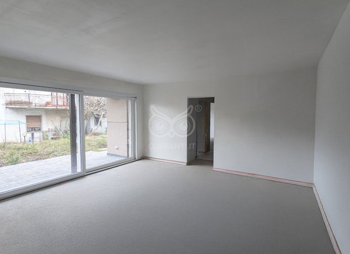 Trilocale a Piano Terra in Lomazzo Lomazzo