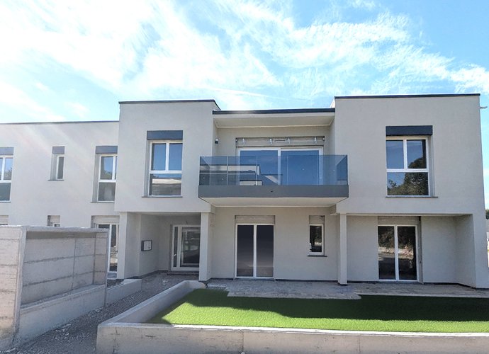 Quadrilocale a Piano Terra in Bizzarone