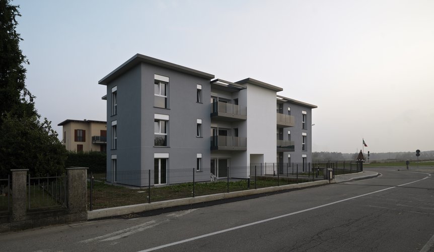 Trilocale a  Piano Primo in Mozzate