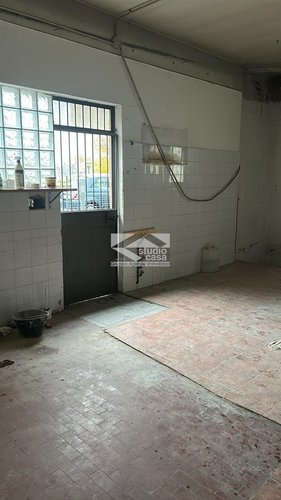 Porzione di casa indipendente da cielo a terra – da ristrutturare Osio Sotto