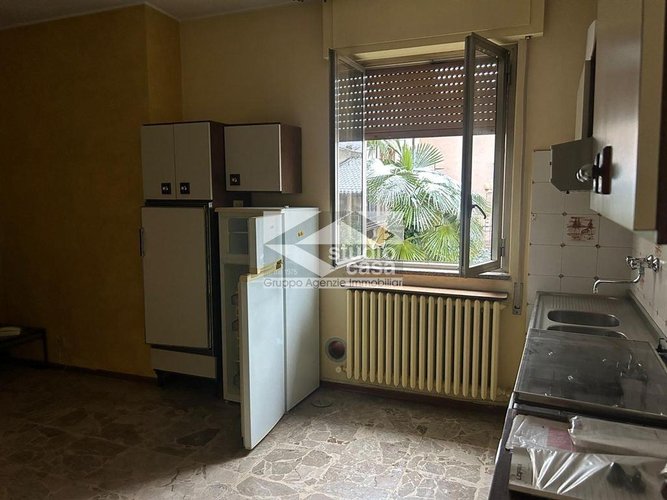 Porzione di casa indipendente da cielo a terra – da ristrutturare Osio Sotto