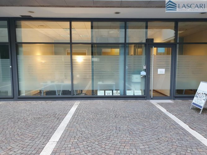 Negozio - Rif. 2482