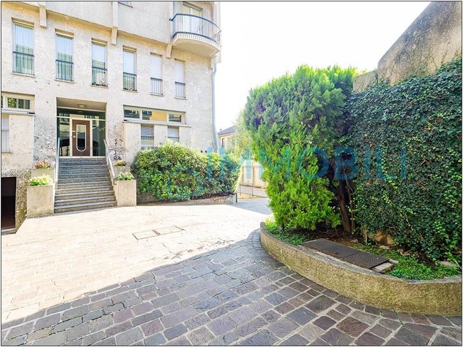 TRILOCALE CON VISTA Lecco