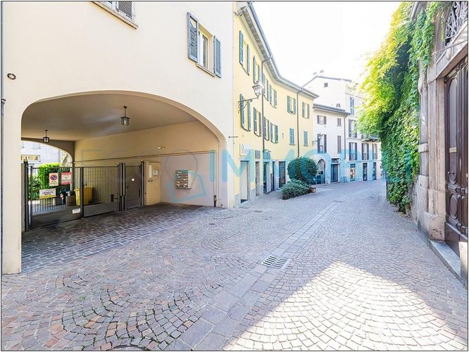 TRILOCALE CON VISTA Lecco