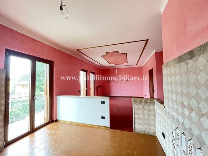 SPAZIOSO APPARTAMENTO IN AFFITTO A VALBREMBO Valbrembo