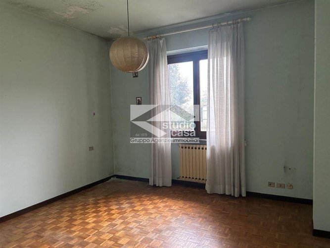 VILLA immersa nel verde con ampi spazi per voi e la vostra famiglia? Lurano