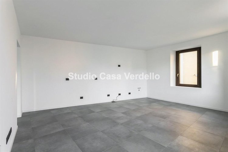 PRIMO ED ULTIMO PIANO – INDIPENDENZA TOTALE – ZERO SPESE Ciserano