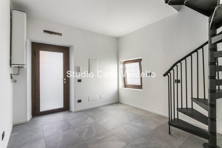 Bilocale indipendente su due livelli – ideale per single o giovani coppie Ciserano