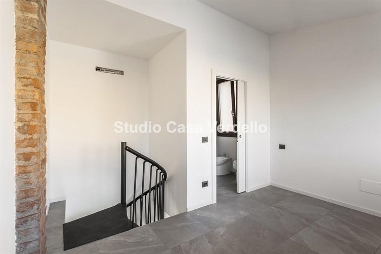 Bilocale indipendente su due livelli – ideale per single o giovani coppie Ciserano