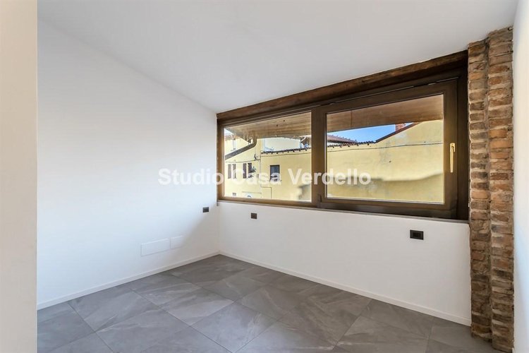 Bilocale indipendente su due livelli – ideale per single o giovani coppie Ciserano