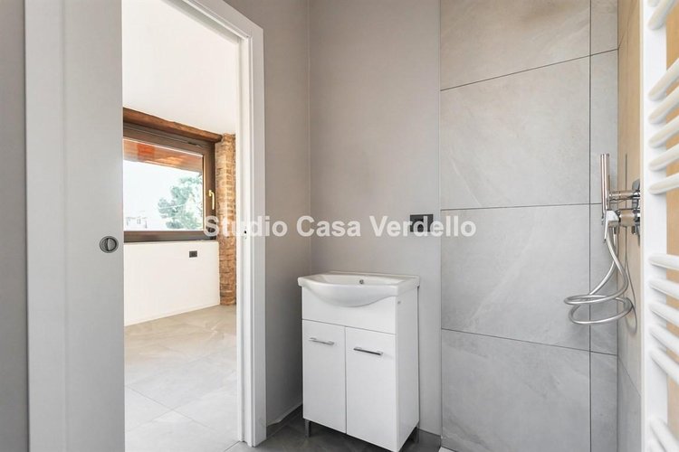 Bilocale indipendente su due livelli – ideale per single o giovani coppie Ciserano