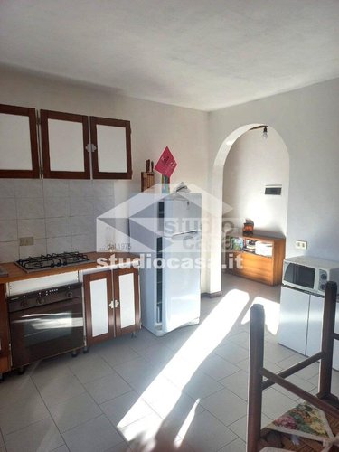 POSIZIONE TRANQUILLA E SOLEGGIATA! Algua