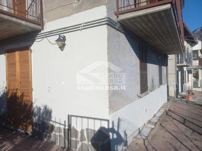 POSIZIONE TRANQUILLA E SOLEGGIATA! Algua