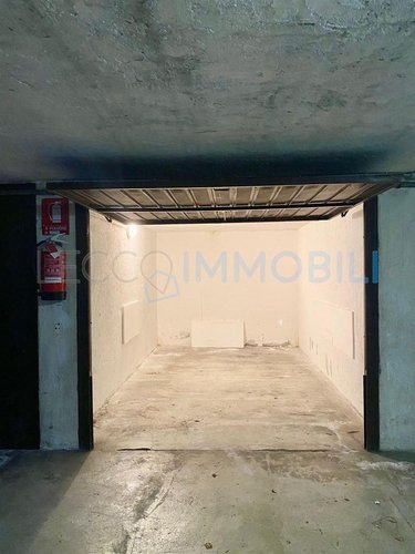 IL BOX RARO VICINO AL LAGO Abbadia Lariana