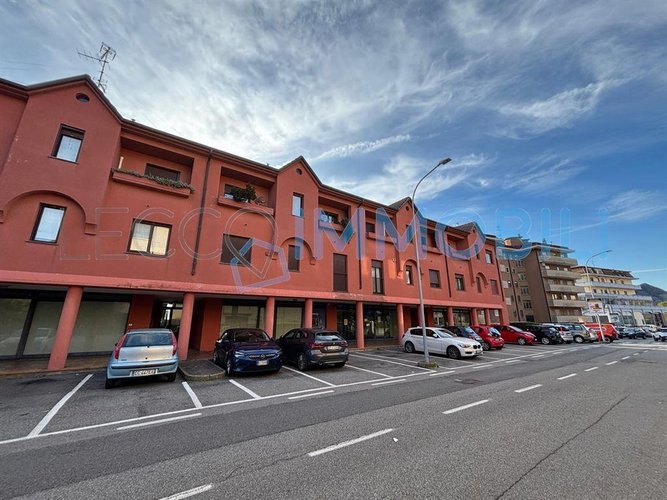 IL NEGOZIO INVESTIMENTO Malgrate