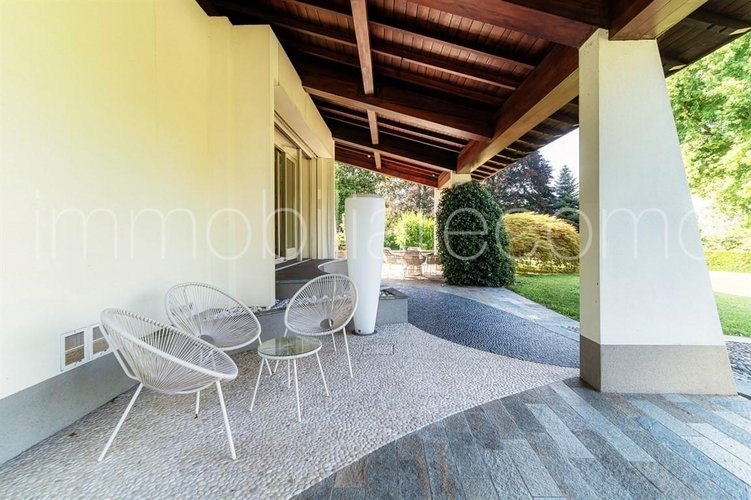 Villa 10 locali - Rif. 116311 Casnate con Bernate