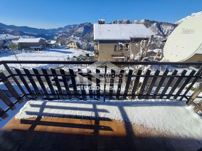 IN PIENO CENTRO!! Costa Serina