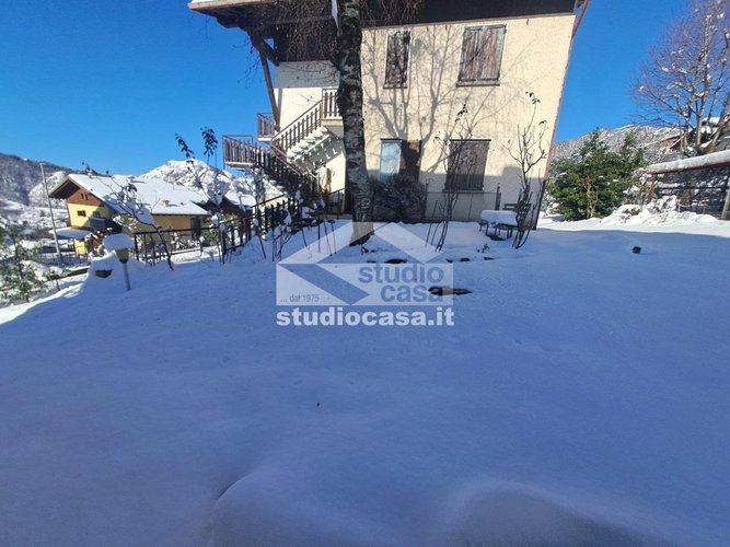 IN PIENO CENTRO!! Costa Serina