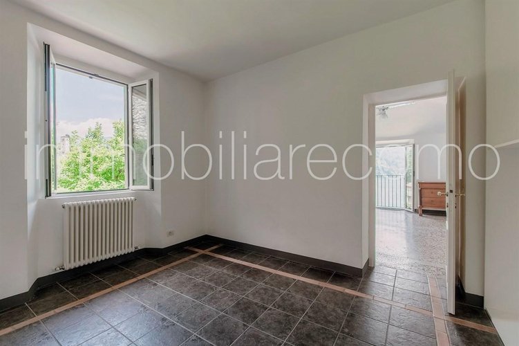 Moltrasio - Lago di Como Moltrasio