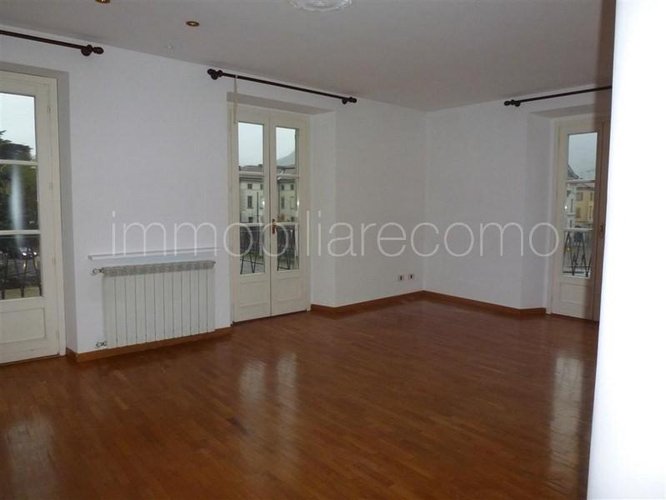 APPARTAMENTO PIAZZA DEL POPOLO Como