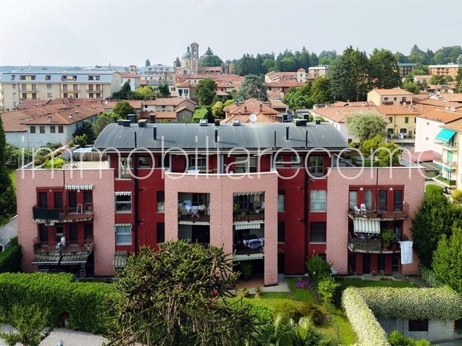 Attico 7 locali - Rif. 116340 Appiano Gentile