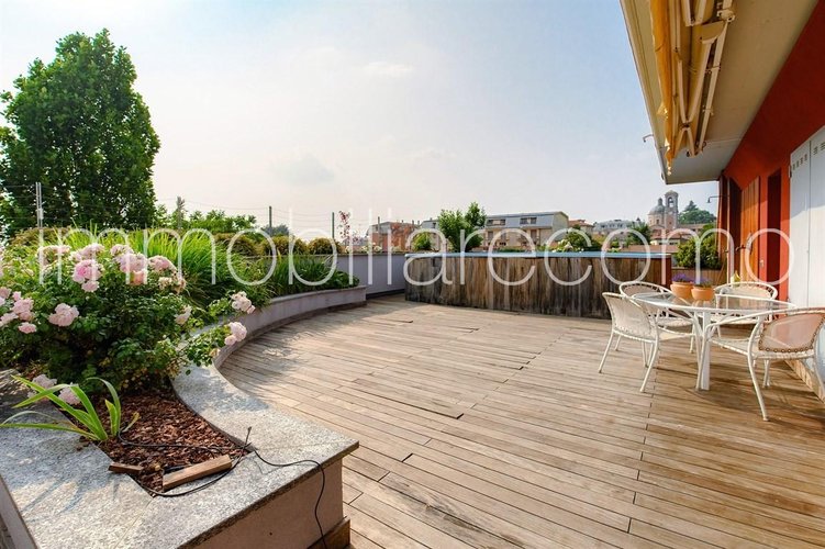 Attico 7 locali - Rif. 116340 Appiano Gentile