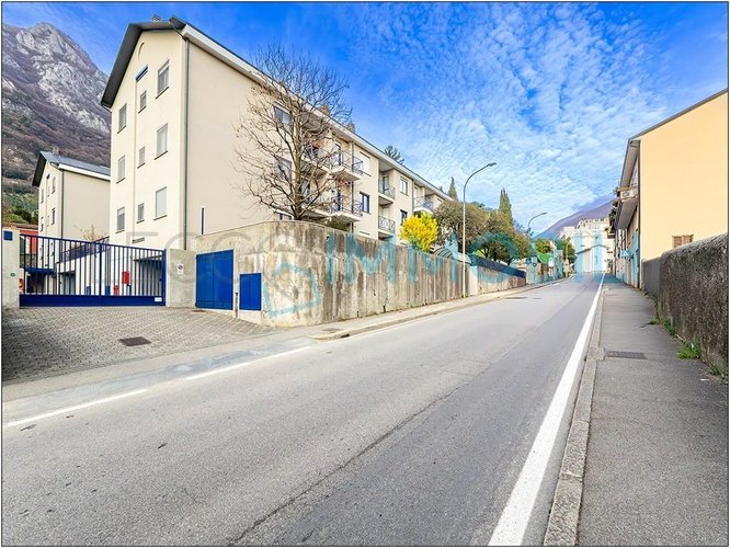 LA CASA CHE ACCOGLIE Lecco