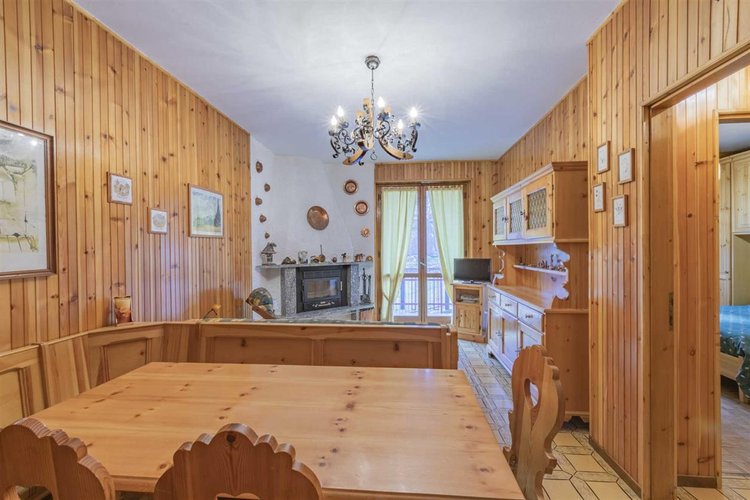 Foppolo, accogliente bilocale con cantina e posto auto Foppolo