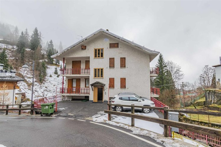 Foppolo, accogliente bilocale con cantina e posto auto