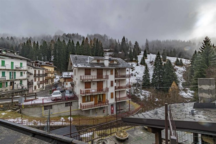 Foppolo, accogliente bilocale con cantina e posto auto Foppolo