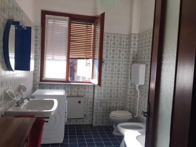 CENTRALINISSIMO E SERVITO DA TUTTO! Zogno