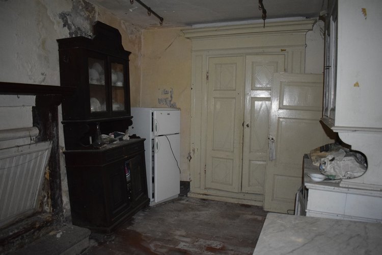 Serina centro storico, ai piedi della Mole del Monte Alben, indipendente fabbricato storico Serina