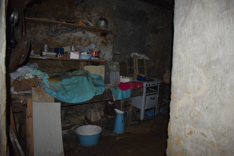 Serina centro storico, ai piedi della Mole del Monte Alben, indipendente fabbricato storico Serina