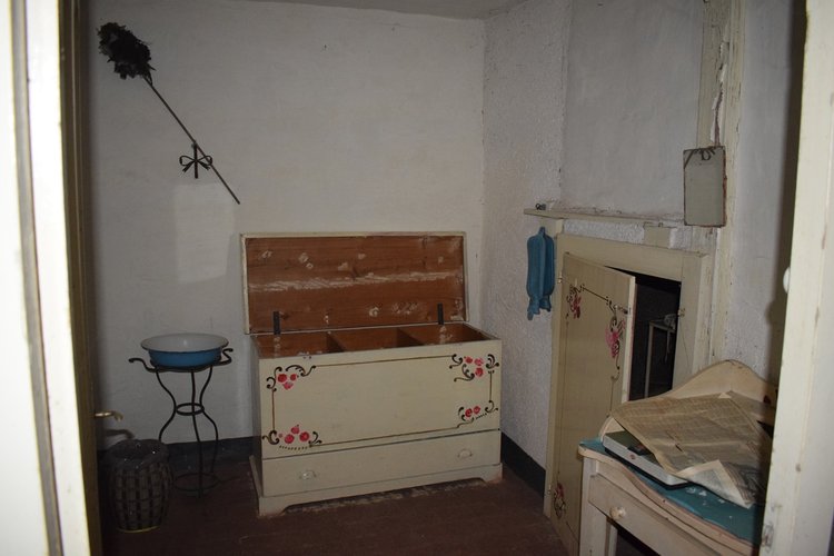 Serina centro storico, ai piedi della Mole del Monte Alben, indipendente fabbricato storico Serina