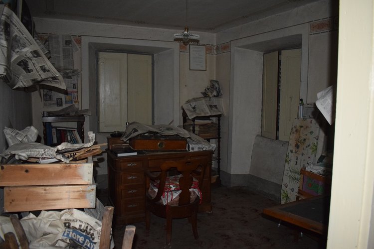 Serina centro storico, ai piedi della Mole del Monte Alben, indipendente fabbricato storico Serina