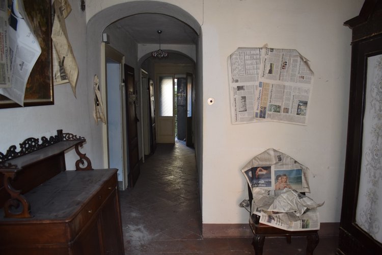 Serina centro storico, ai piedi della Mole del Monte Alben, indipendente fabbricato storico Serina