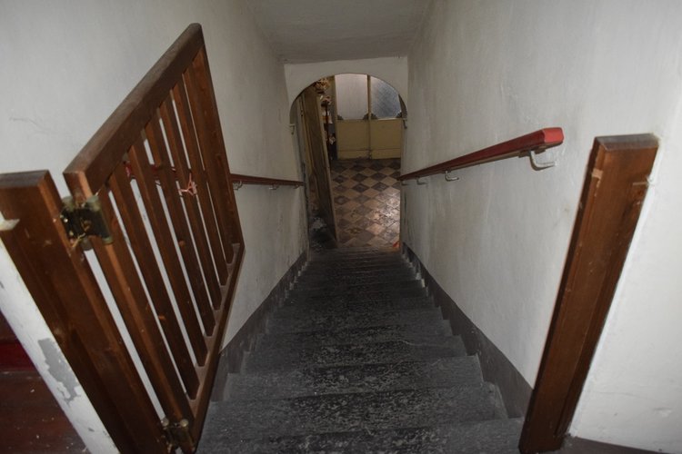 Serina centro storico, ai piedi della Mole del Monte Alben, indipendente fabbricato storico Serina