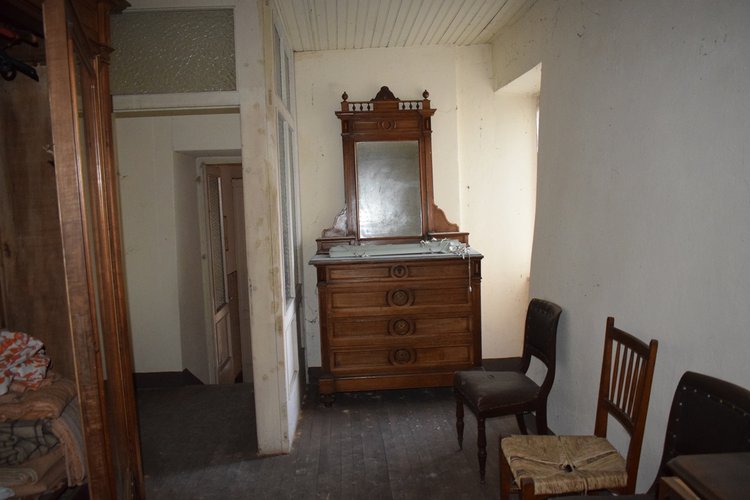 Serina centro storico, ai piedi della Mole del Monte Alben, indipendente fabbricato storico Serina