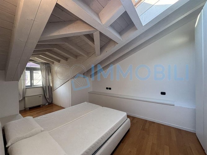 LA CASA PER SOGGIORNI UNICI Lecco